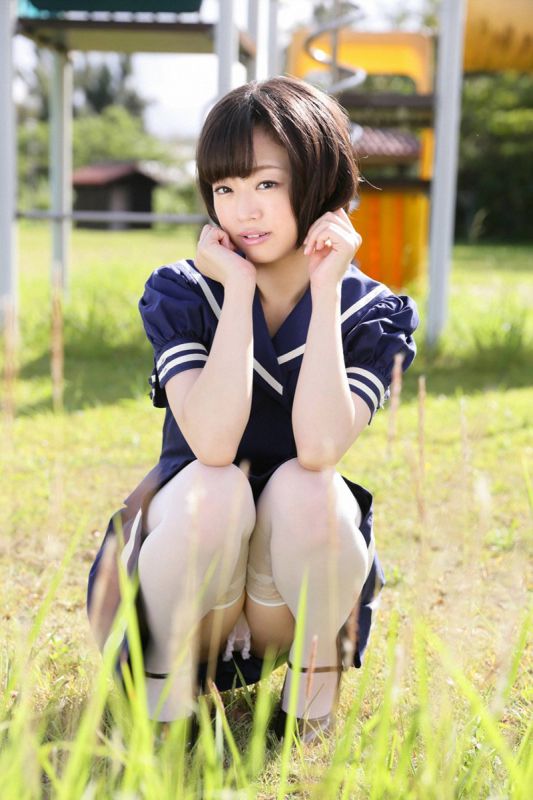 AV女优喜屋武性感大胸诱人写真