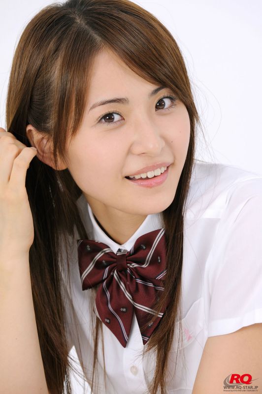 清纯学生妹泽井玲菜私房甜美迷人写照