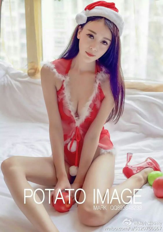 中国性感女神赵小米Kitty浑圆大胸私房照