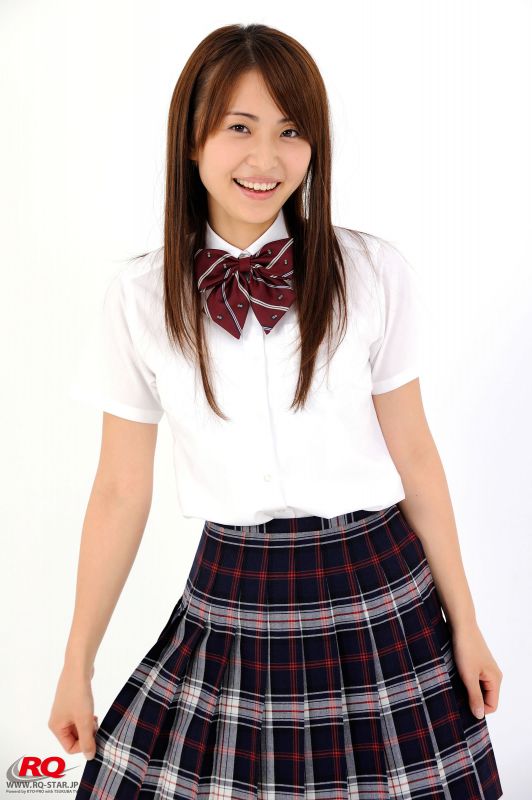 清纯学生妹泽井玲菜私房甜美迷人写照