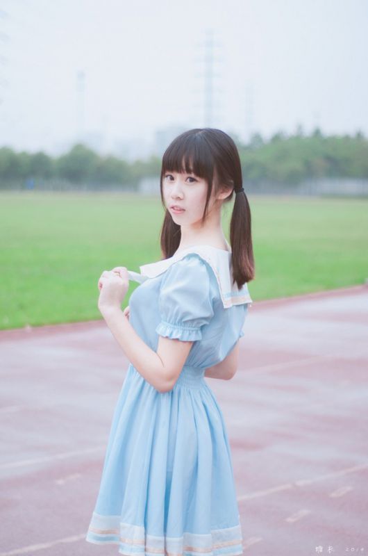 可爱小萝莉清新校园风唯美写真合集