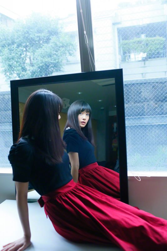 日本av女优外冈好梨花室内白色内衣秀