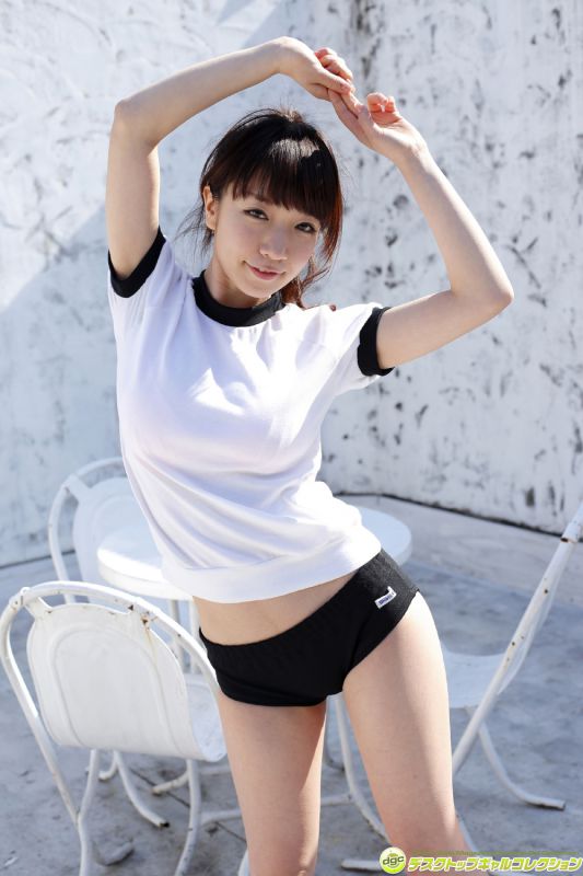 日本女优清水爱比基尼私房照
