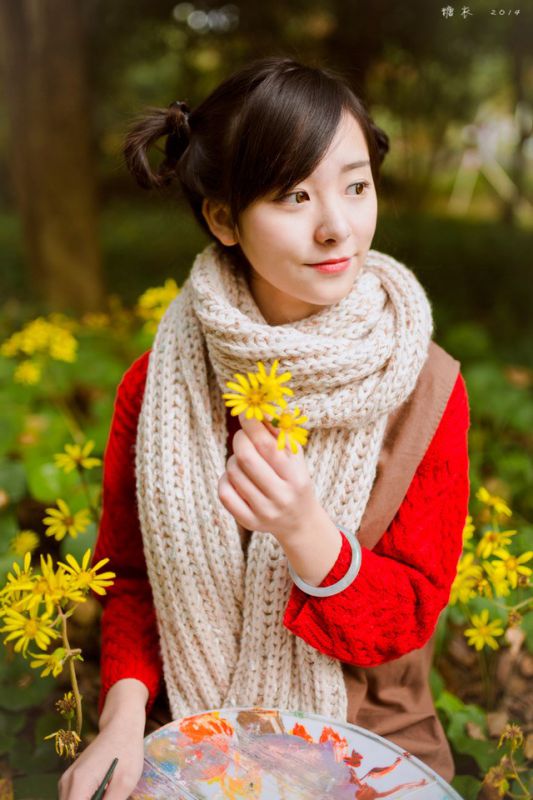 森女风青春美少女户外迷人写照