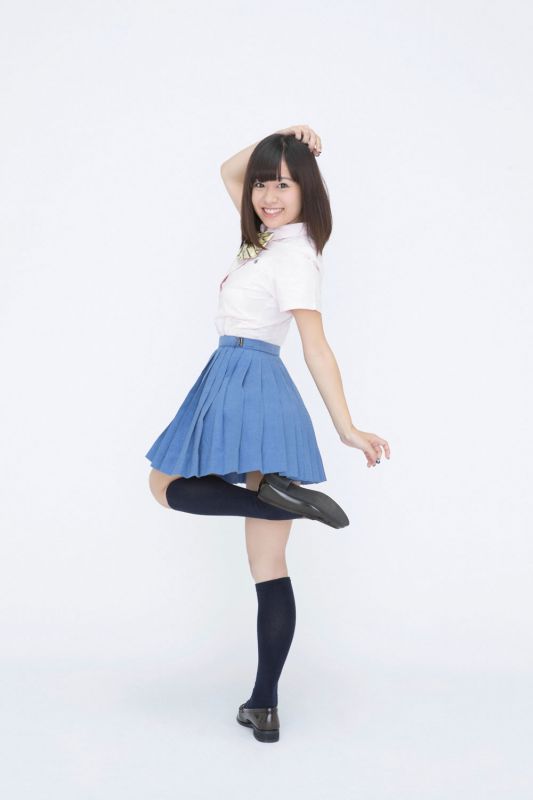 日本学生妹夏江美优私房可爱迷人写照