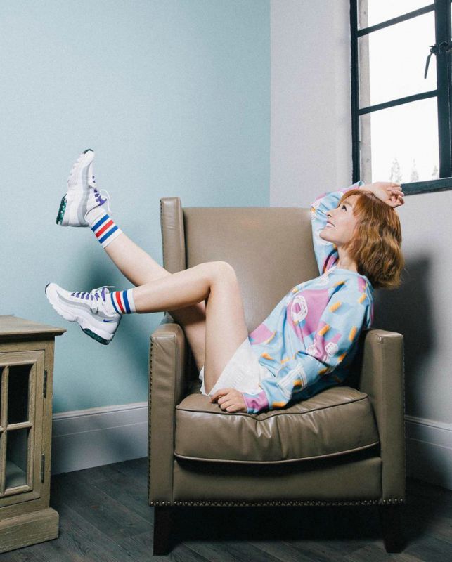 金发美女吴昕时尚写真合集