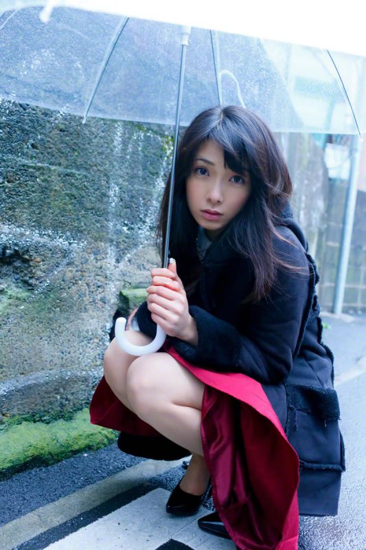 日本av女优外冈好梨花室内白色内衣秀