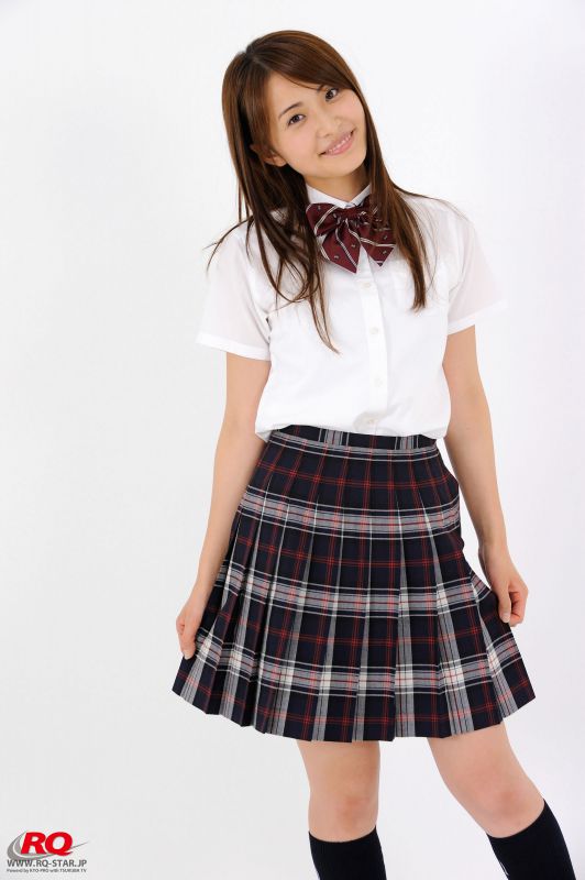 清纯学生妹泽井玲菜私房甜美迷人写照