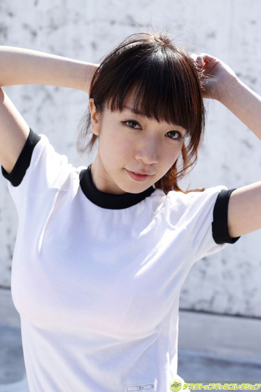 日本女优清水爱比基尼私房照