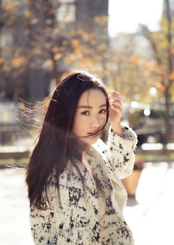 杨蓉街头唯美写真大片展别样风情