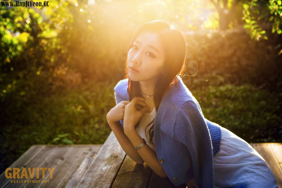韩国美女申海莉户外小清新图片集