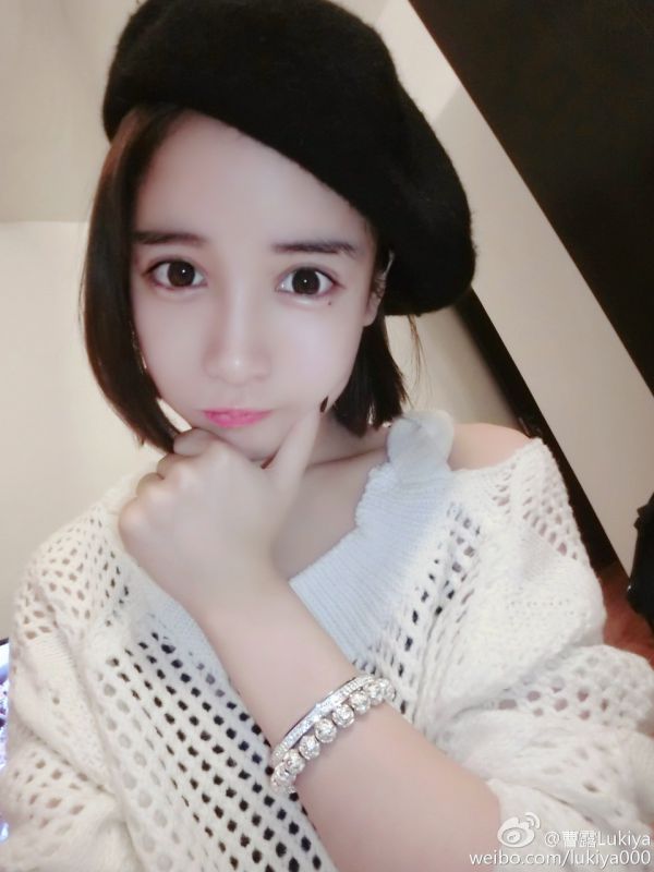 气质短发美女曹露冬日唯美写真合集