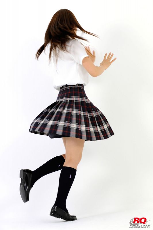 清纯学生妹泽井玲菜私房甜美迷人写照