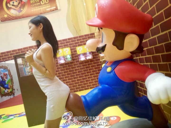 极品美女施忆佳私房秀大胸图片