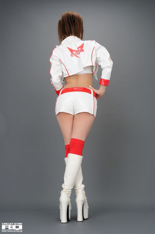 日本极品美女春菜惠棚拍秀大长腿写照