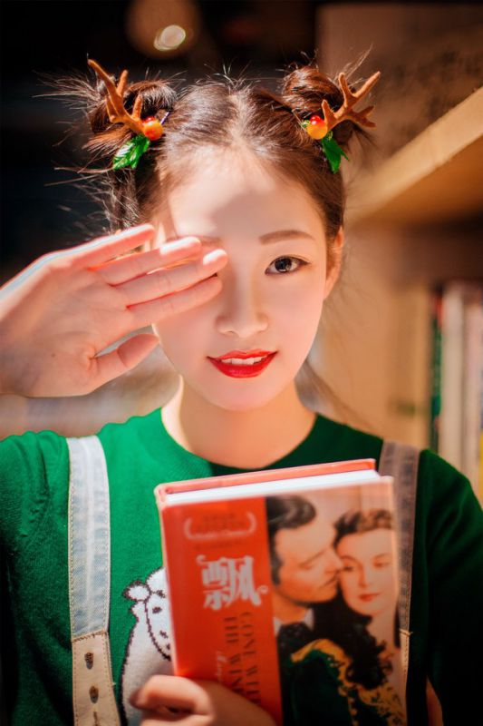 鹿角少女图书馆清纯唯美图片合集