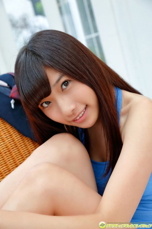 日本少妇筱崎爱私房性感内衣秀