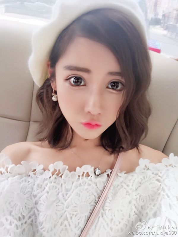 气质短发美女曹露冬日唯美写真合集