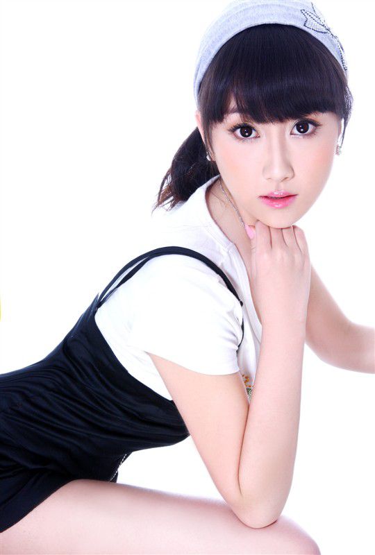 妩媚内衣美胸美女私房性感写真
