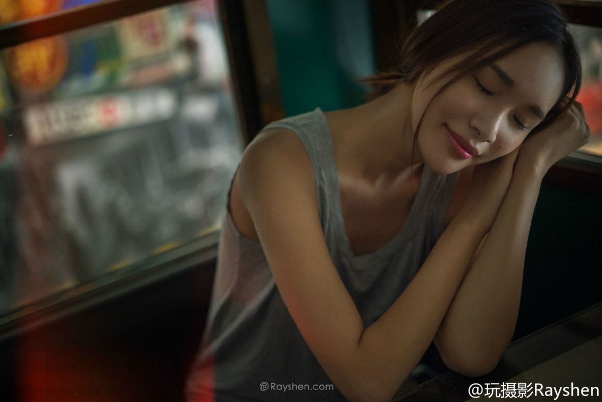 清纯短发女生何欢mandy迷人私房照