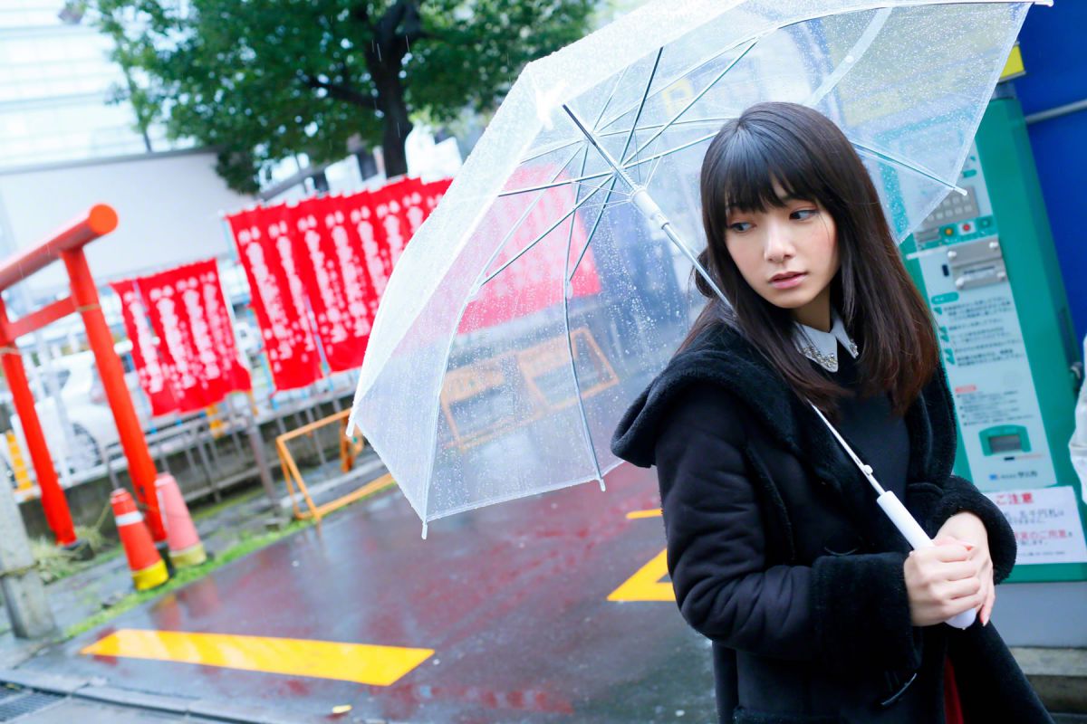 日本av女优外冈好梨花室内白色内衣秀