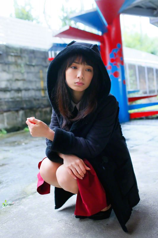 日本av女优外冈好梨花室内白色内衣秀