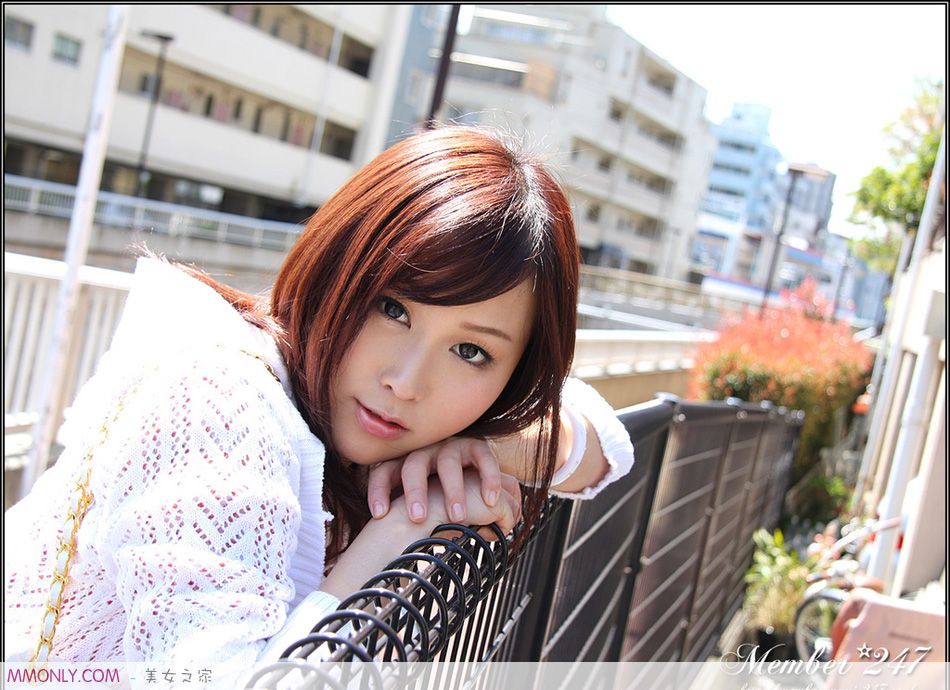清纯可爱学生妹大胆唯美写真