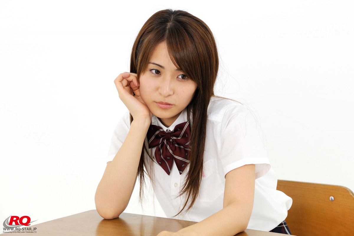 清纯学生妹泽井玲菜私房甜美迷人写照