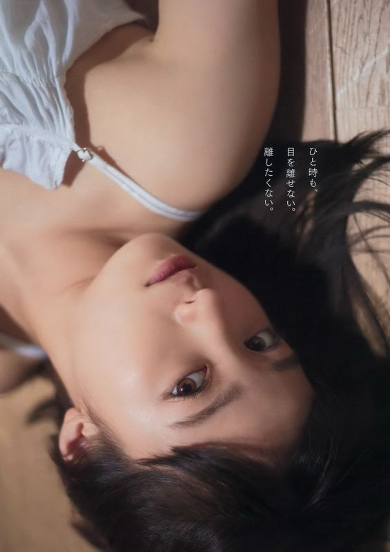 日本萝莉柏木由o床上大秀迷人酥胸