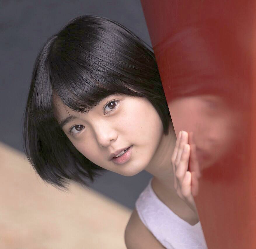 绝对可爱少女平手友梨奈高清私房照
