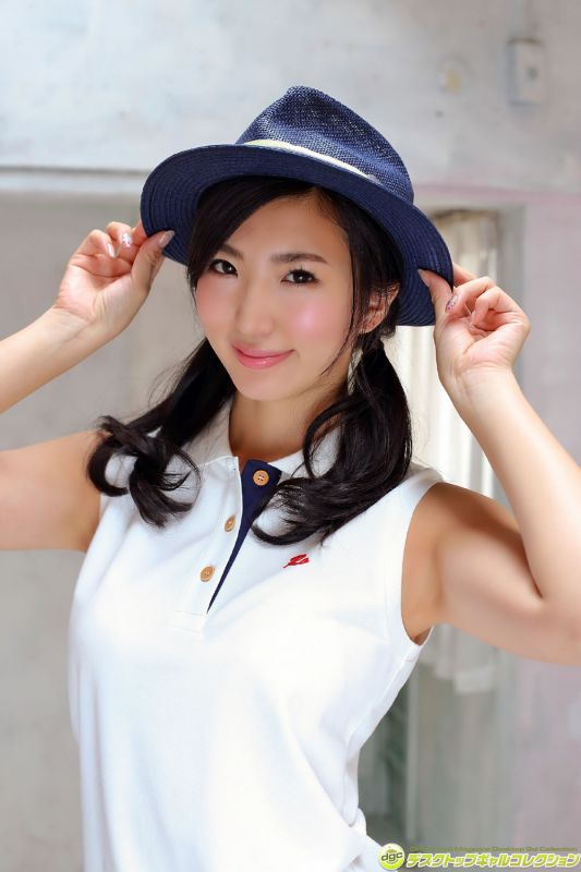 日本嫩模松毪àい叽采夏谝滦凑