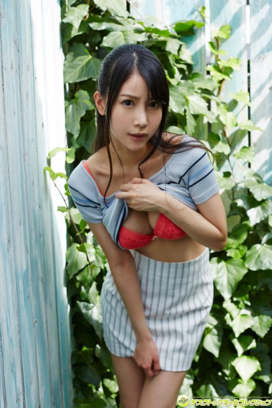 清纯嫩模青井はな迷人美胸内衣写真
