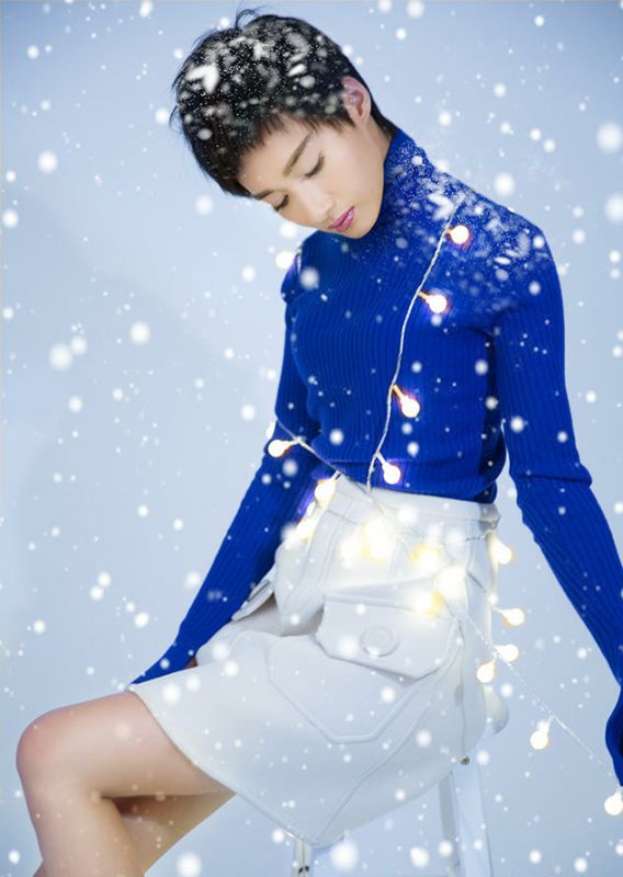 内地女演员冯文娟演绎光之美少女写真集