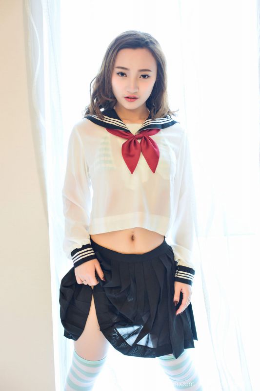 90后美女模特翟奥奥性感私房照图片