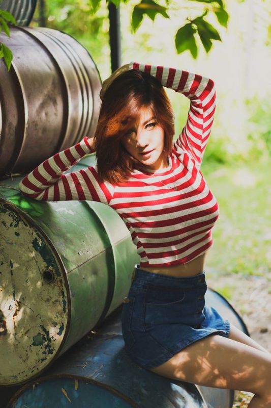 帅气短发美女Sathankorn Noomay私拍写真图片