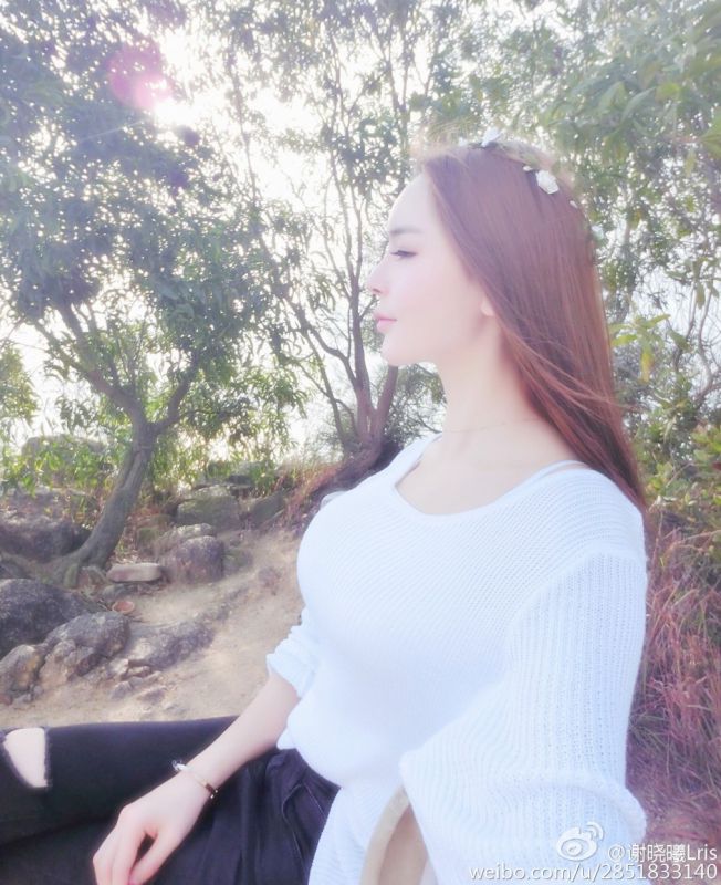 内地女模特谢晓曦Lris私拍图片合辑