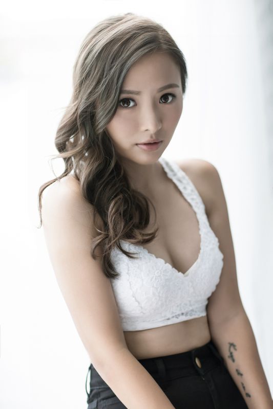香港美女模特谭淇淇私房照写真图片