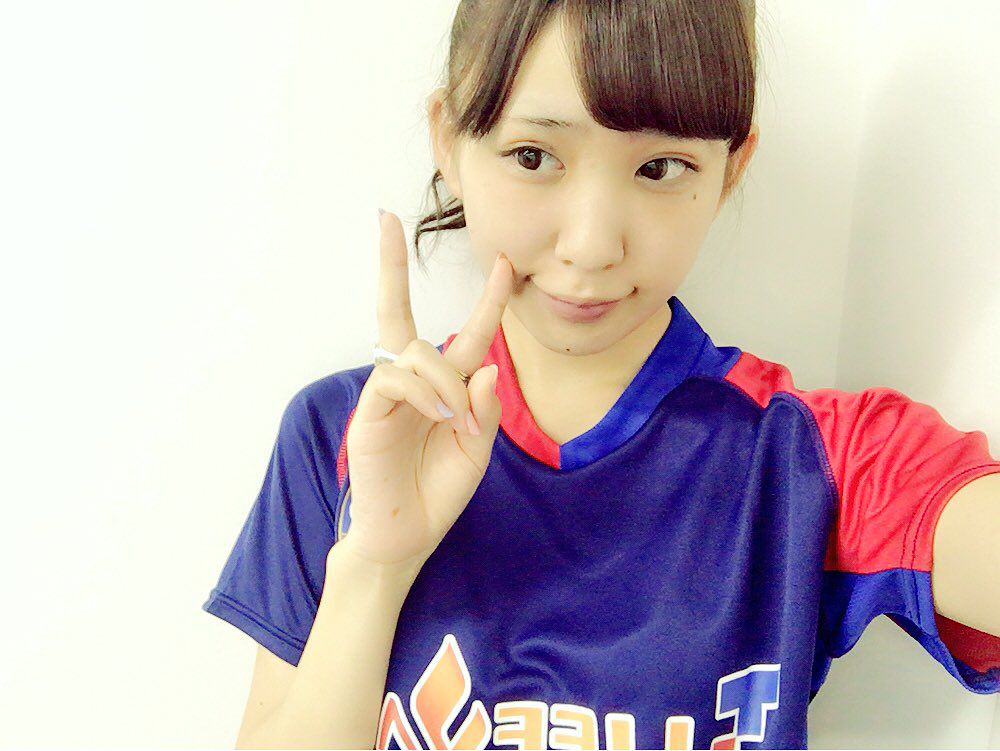 日本美少女山口璃私拍养眼图片