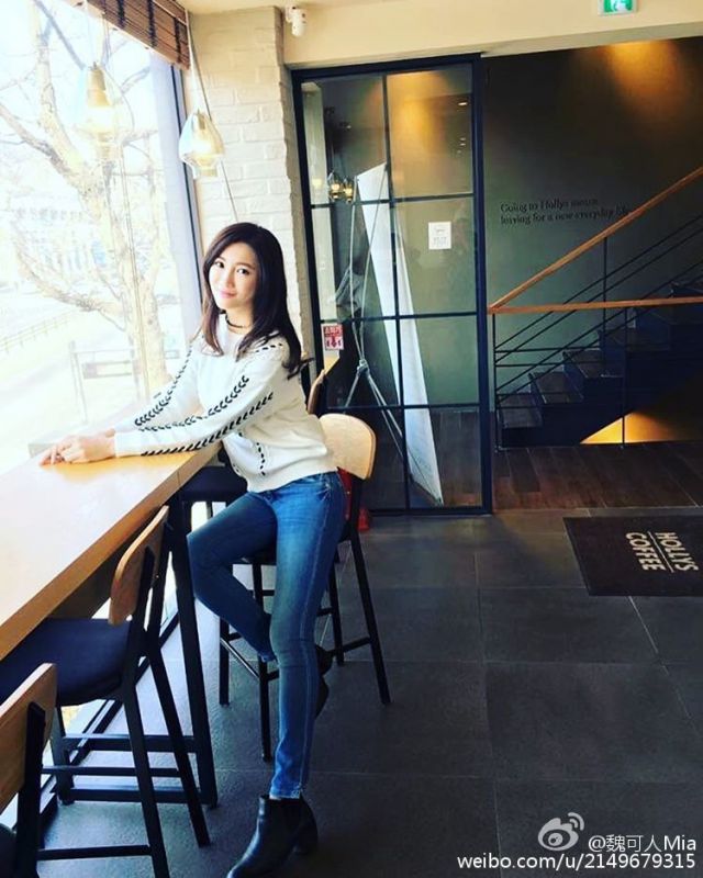 台湾女模特魏可人(魏靖轩)微博私拍图片