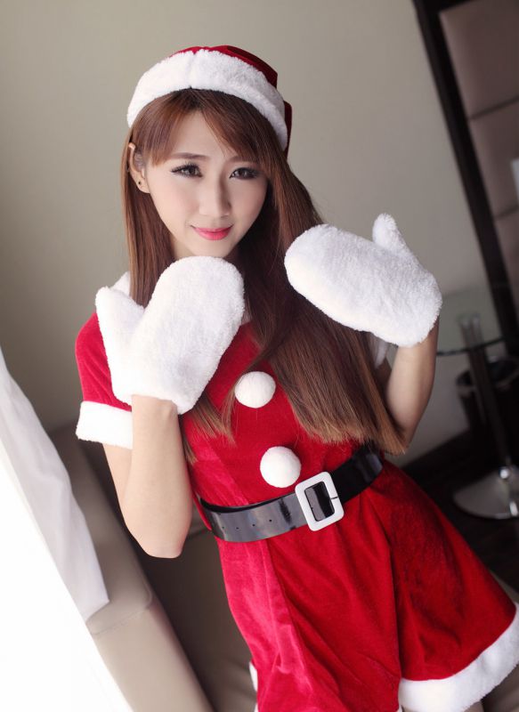 圣诞女郎杏儿kitty圣诞树下性感极致诱惑
