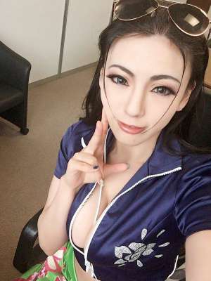 日本人气Coser砂月馨自拍图片集锦