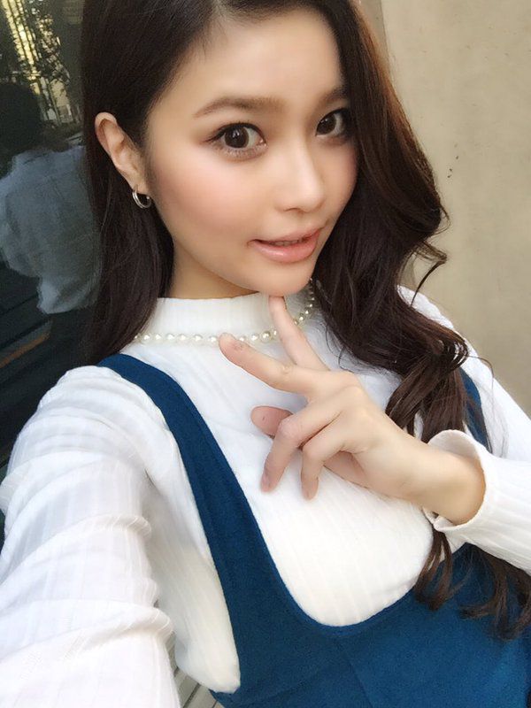 冷艳御姐美女椿原爱个人写真图片