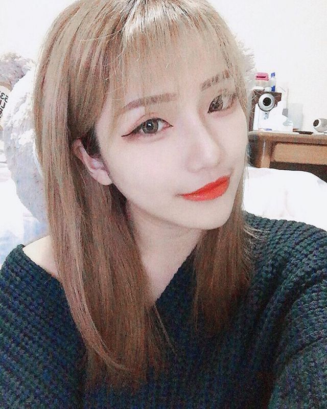 好身材美女邱筠净Gina养眼私拍美照