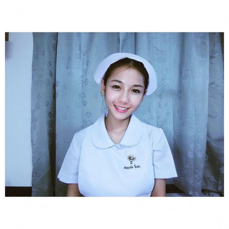 泰国美女护士Namkhing Kanyapak私拍图片