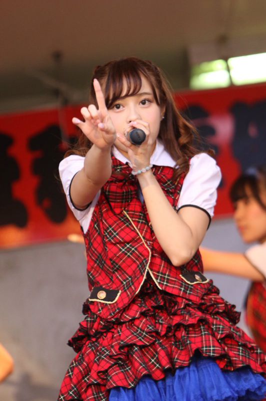 日本美少女手Vせいあ海边比基尼写真
