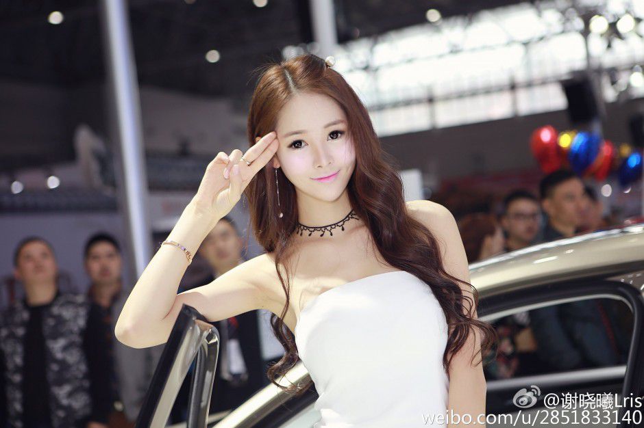 内地女模特谢晓曦Lris私拍图片合辑