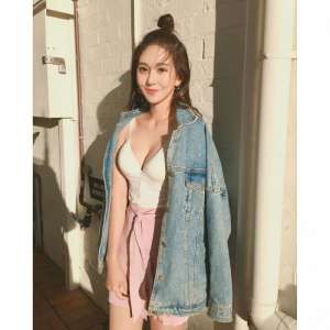 空灵美女粘婉柔唯美外拍图片