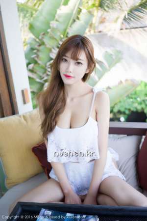 清纯养眼美女sugar小甜心CC私拍美图集锦