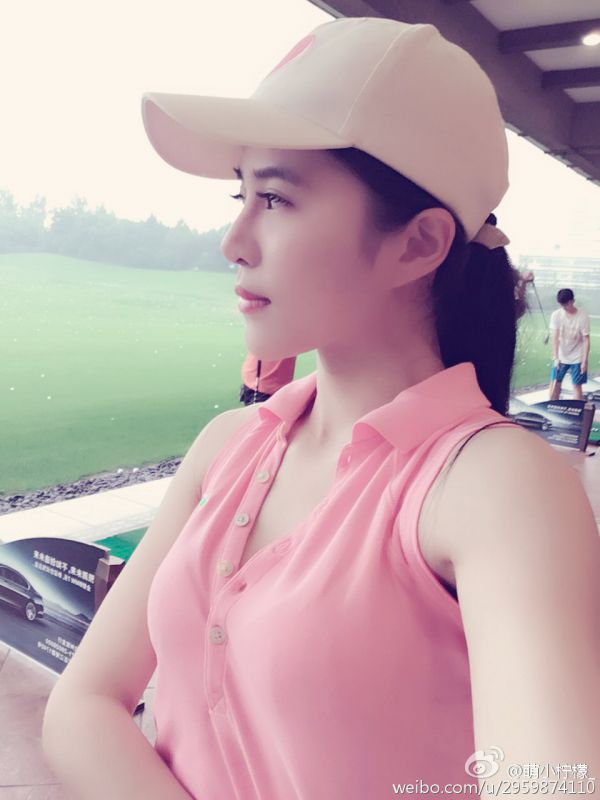 90后美女模特萌小柠檬微博私拍写真图片