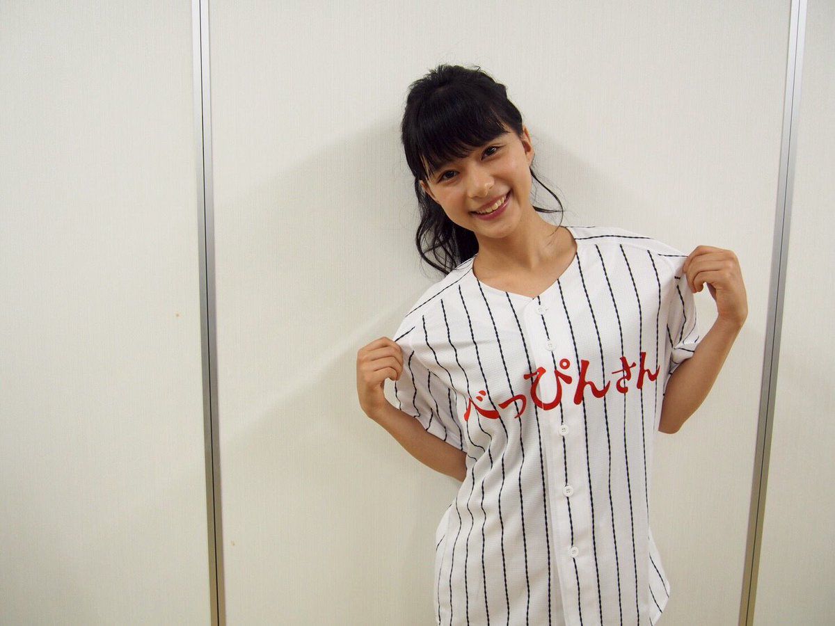 日本女演员芳根京子私拍图片大全